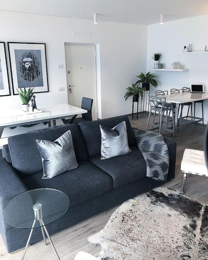 Carate UrioUlivi Luxury Loft & Pool - The House Of Travelers公寓 外观 照片