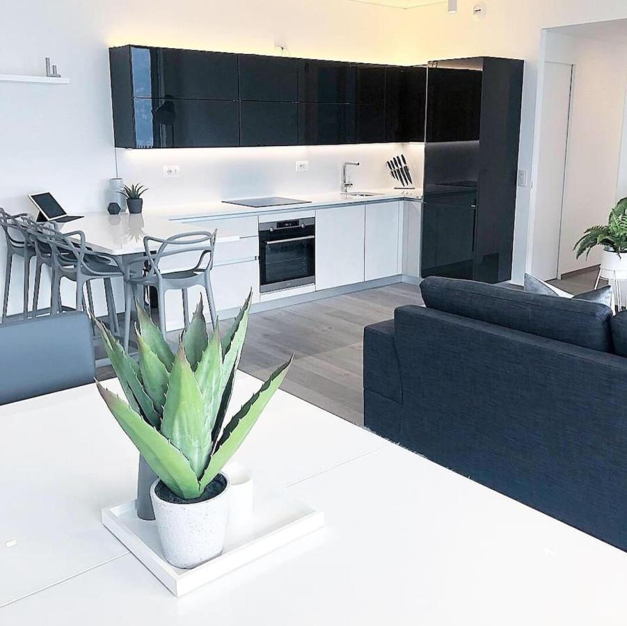 Carate UrioUlivi Luxury Loft & Pool - The House Of Travelers公寓 外观 照片
